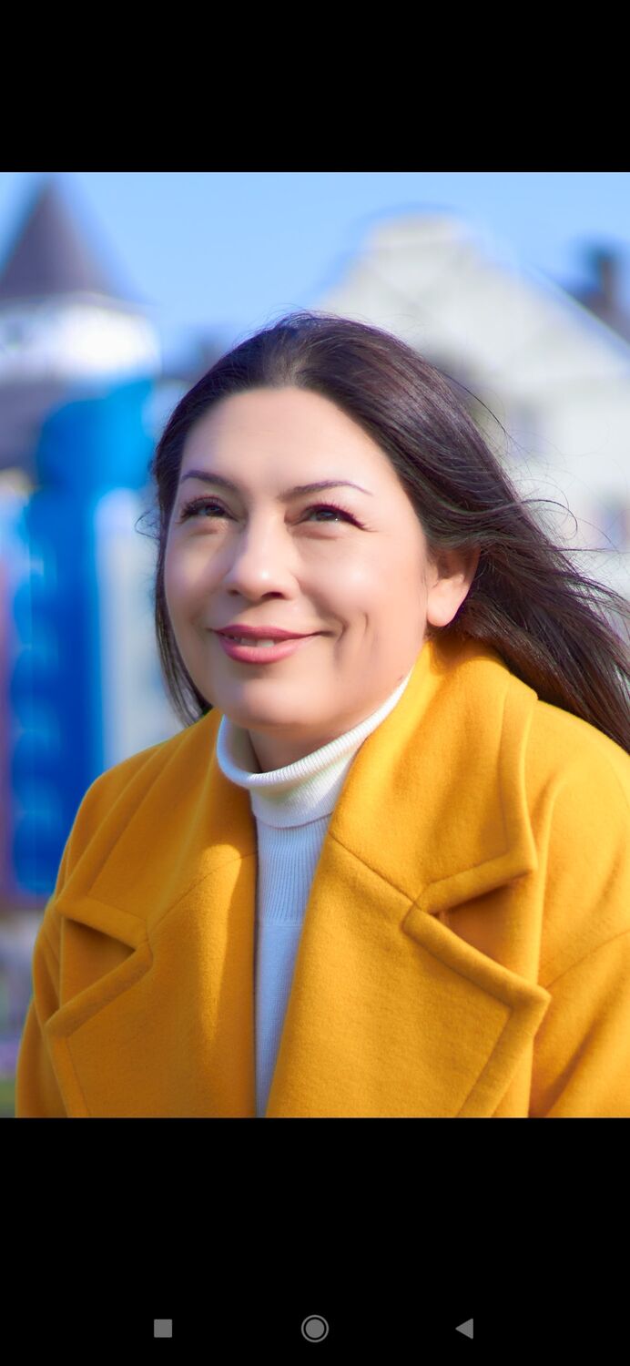  51625226  Evgenia, 46 ,    