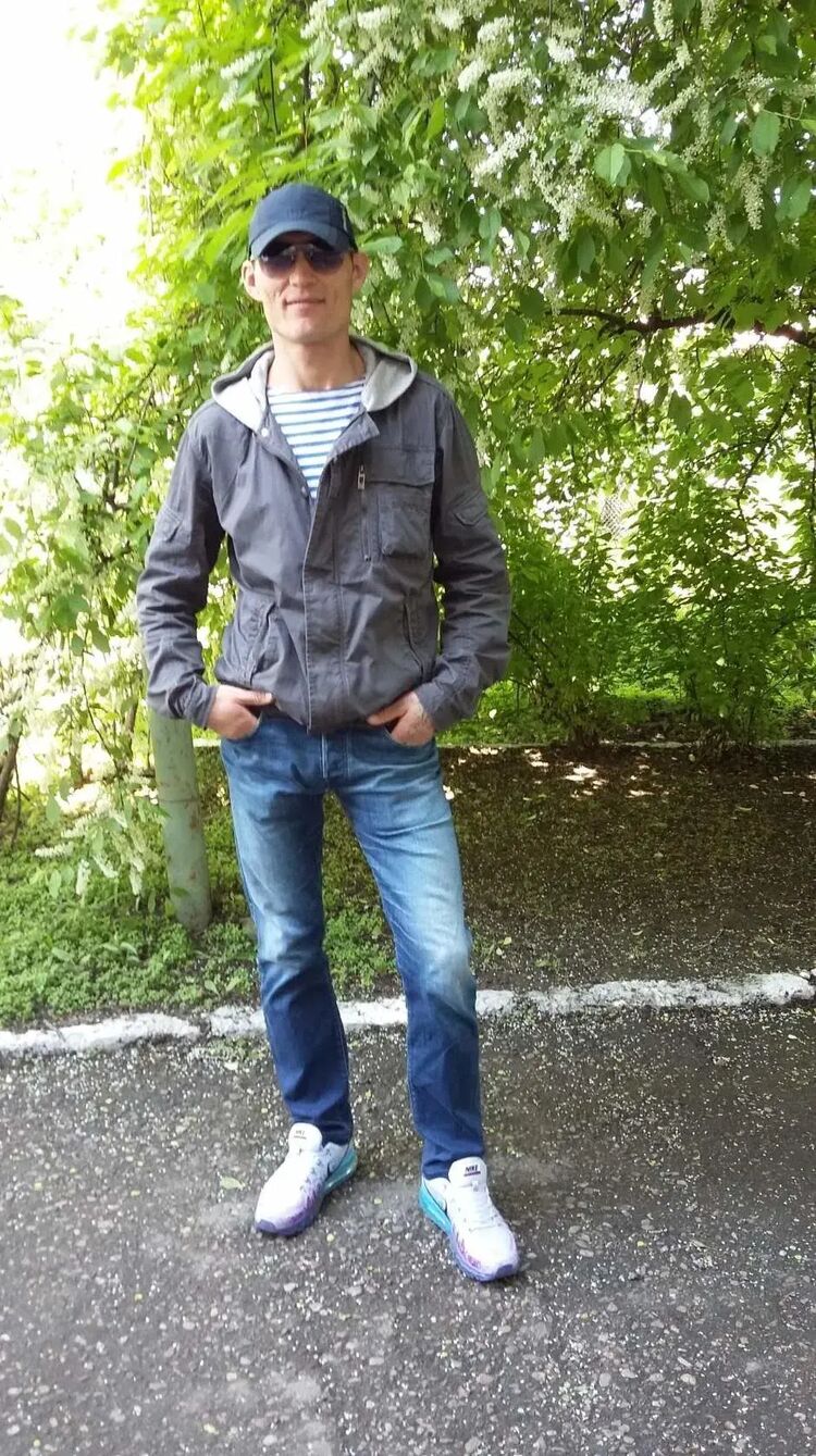  ,   Ruslan, 40 ,     , c 
