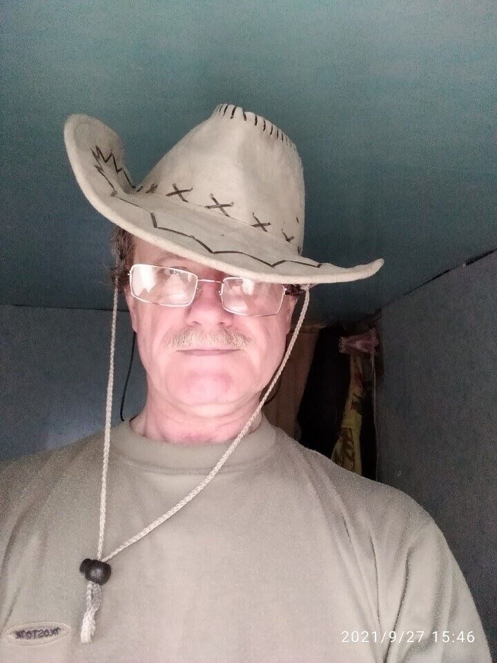  36753456  Vadim, 64 ,    