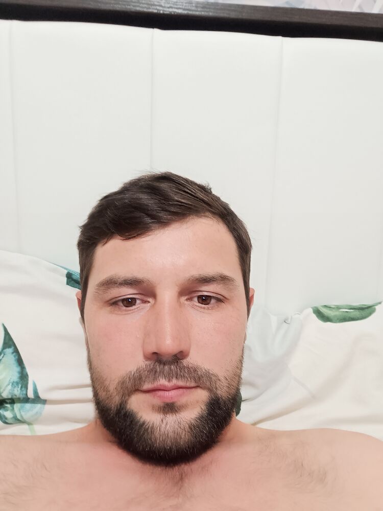  46163716  , 34 ,    