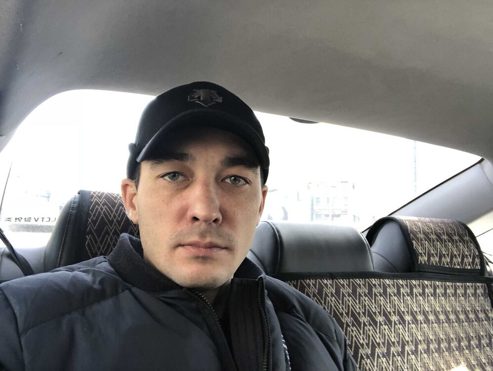  21809806  Igor, 44 ,    Kwangju