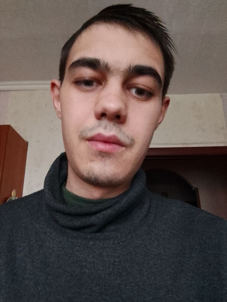  43879626  , 28 ,    