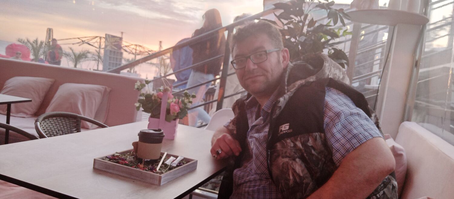 ,   Serkan, 45 ,   c 