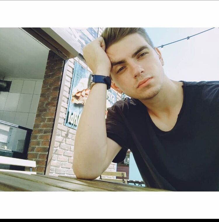  46865076  , 30 ,    