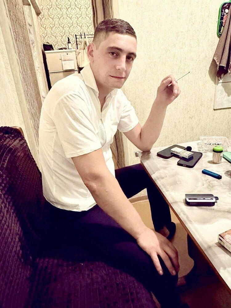  45158476  Arsen, 30 ,    