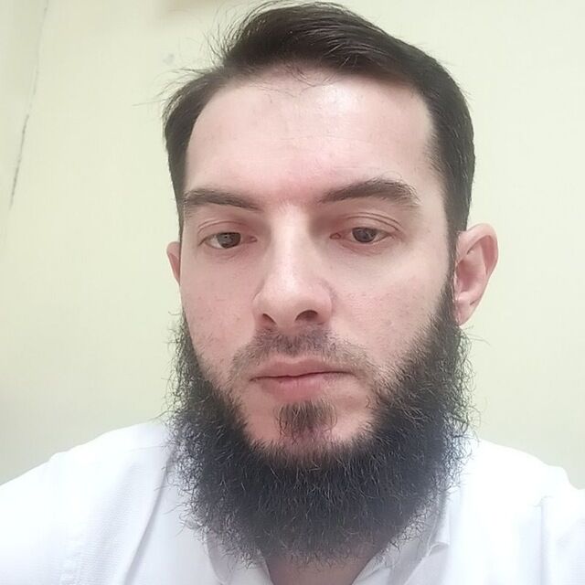  32597836  Kamil, 39 ,    