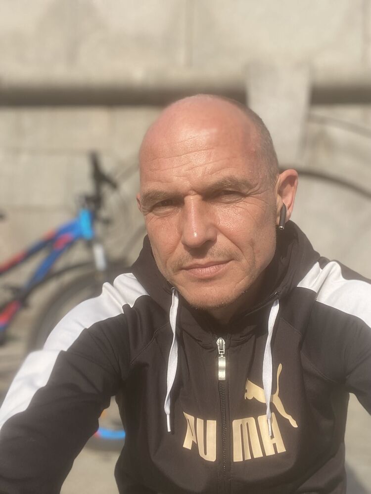  53833036  , 45 ,    -