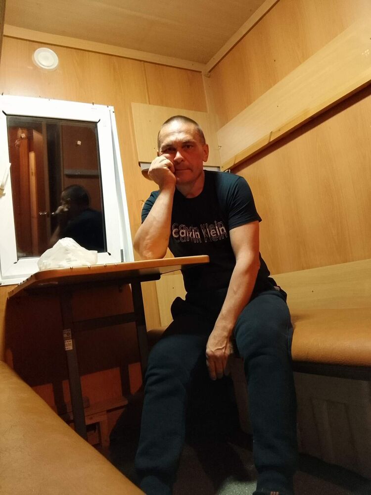  --,    , 51 ,   c 