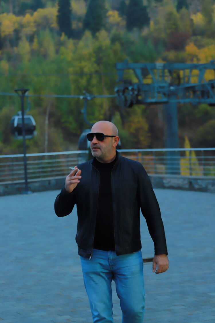  53862216  Giorgi, 34 ,    