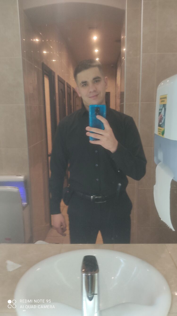  48306886  , 21 ,    