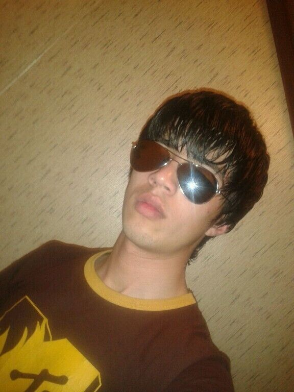  20563436  Adxam, 30 ,    -
