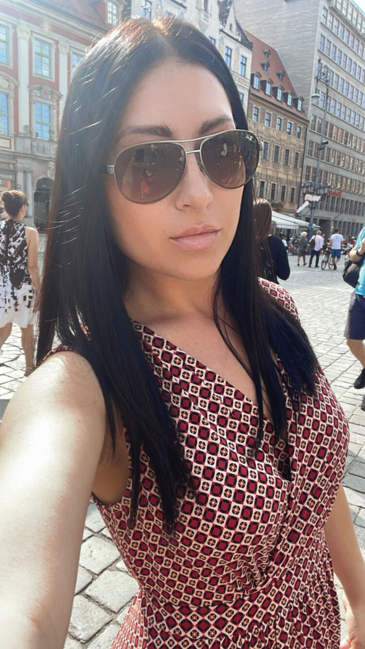  49115626  Yuliya, 35 ,    