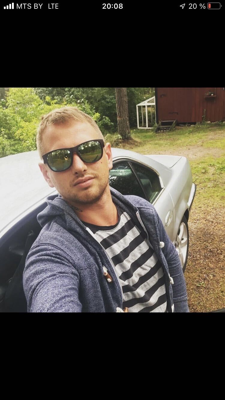  ,   Alex, 40 ,   ,   , 