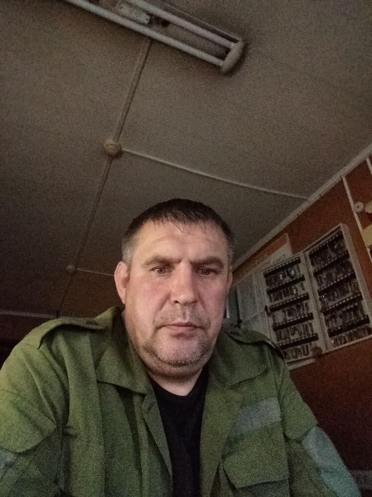  46979366  , 42 ,    