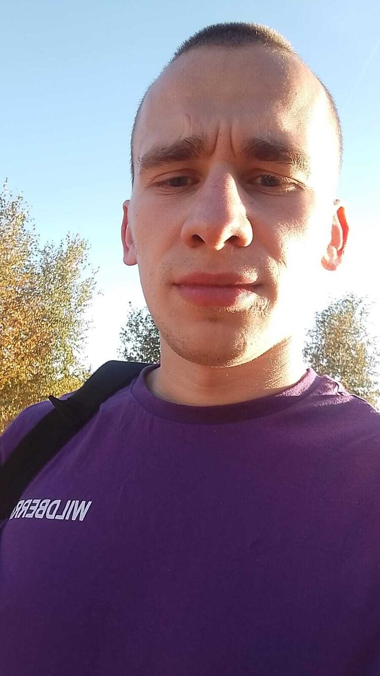  38314906  Ruslan, 25 ,    