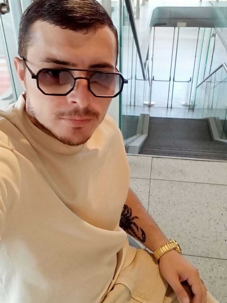  ,   Akaki, 34 ,   ,   
