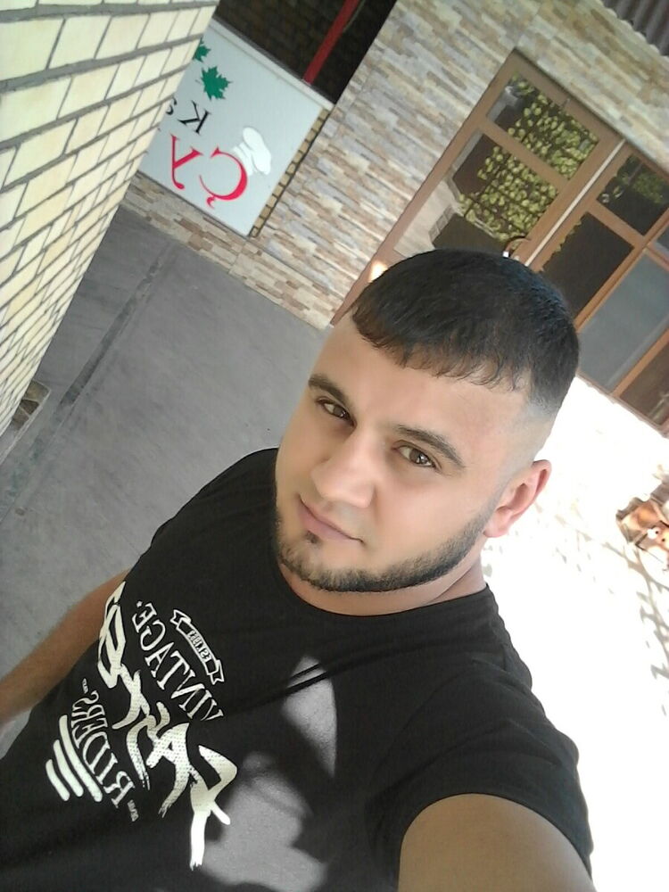  ,   Abas, 33 ,   ,   , c 