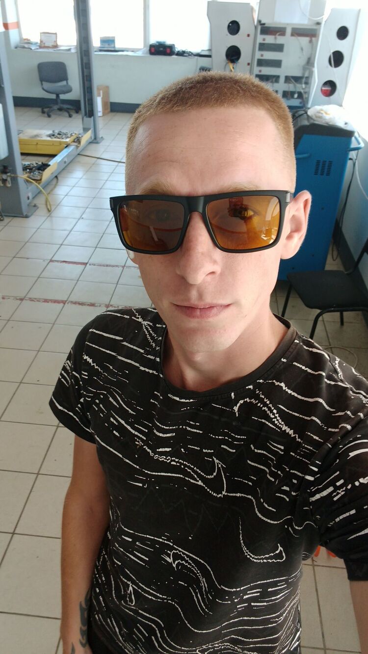  46012236  , 26 ,    