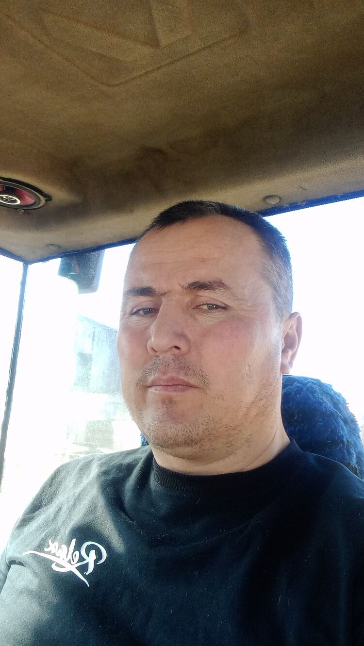  28140846  , 44 ,    
