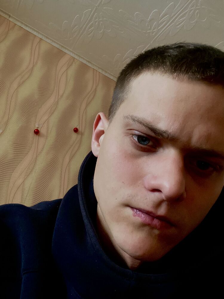   ,   Ivan, 25 ,   ,   