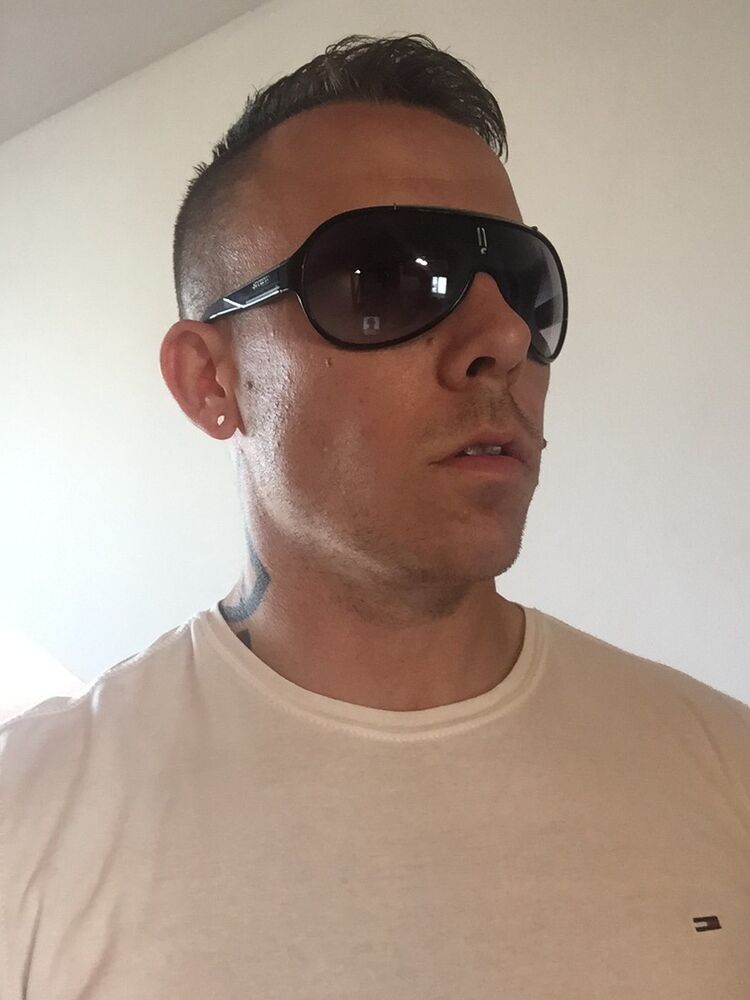  ,   Aleksei, 39 ,   ,   , c 