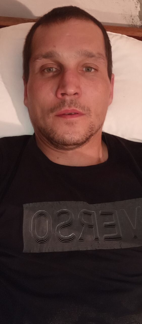  40985366  Qwert, 36 ,    