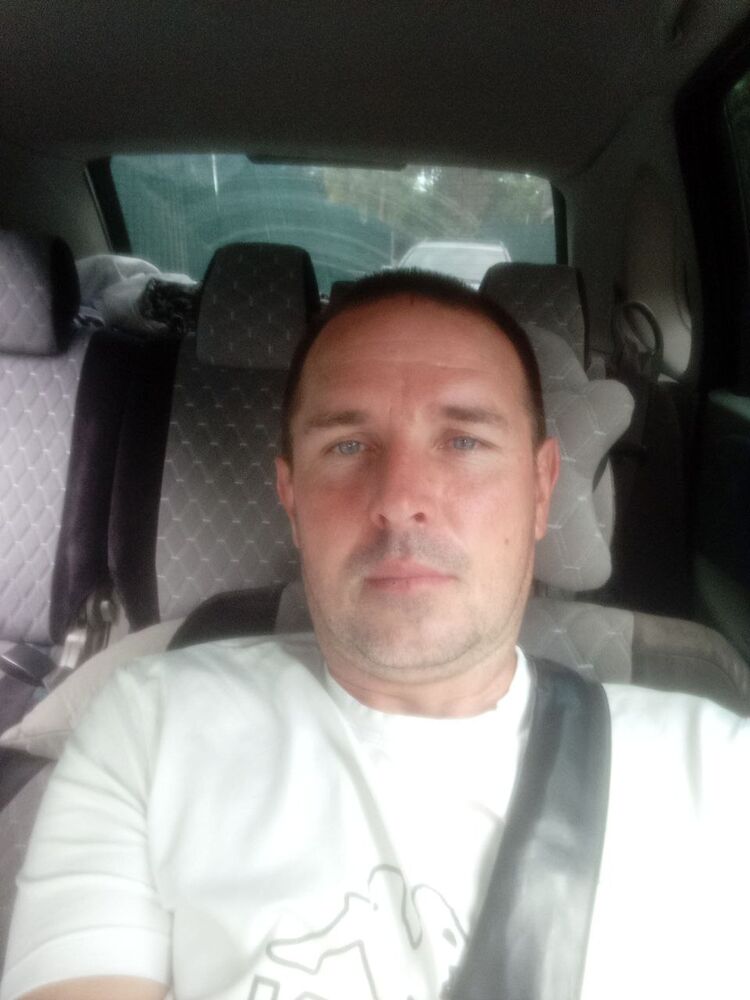  48959876  , 40 ,    