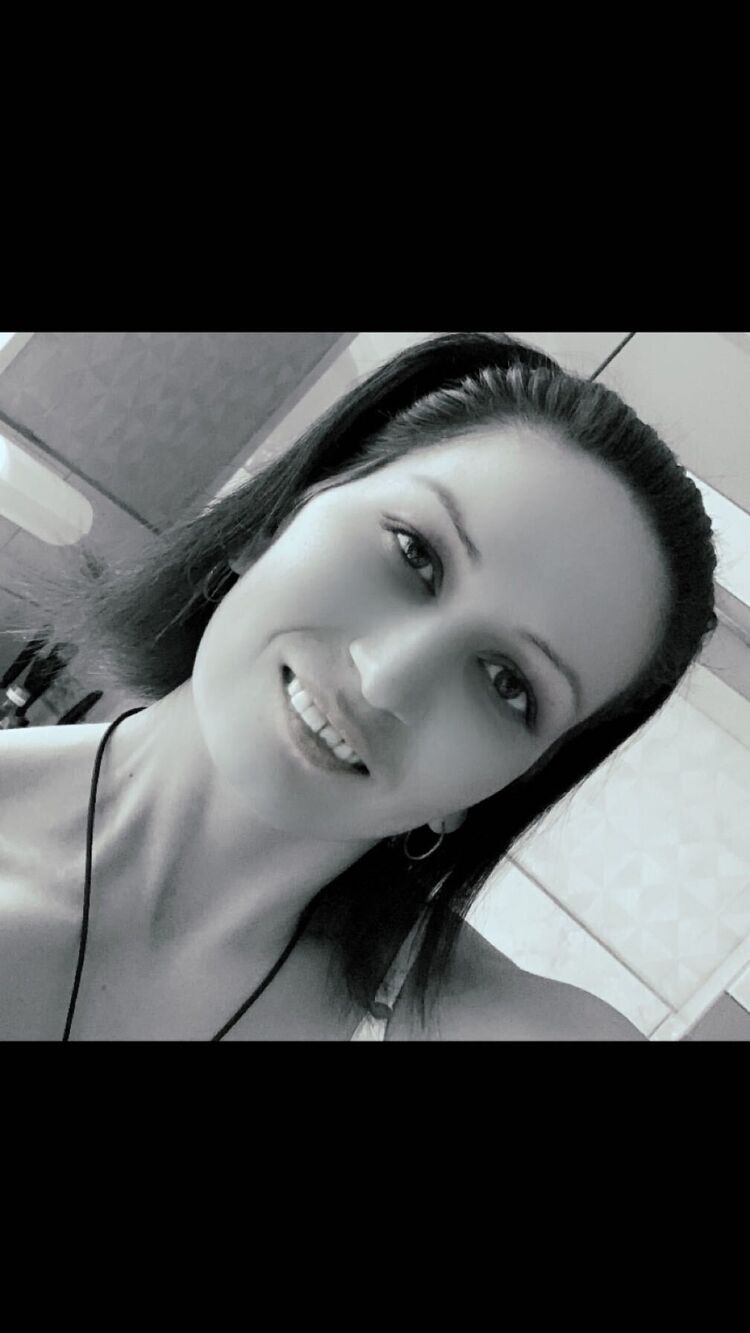  44862646  Anna, 40 ,    