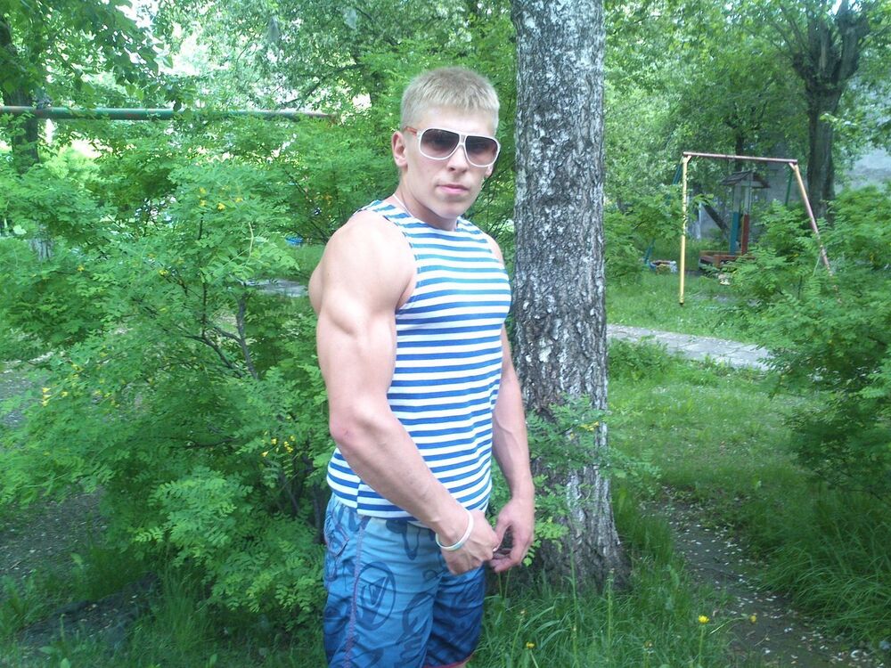  52744896  Aleksei, 32 ,    