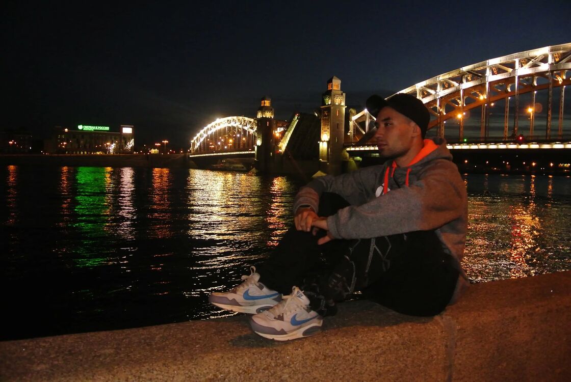 ���� 33235216 ������� Rojer VSOP, 34 ����, ���� ���������� � �����-����������