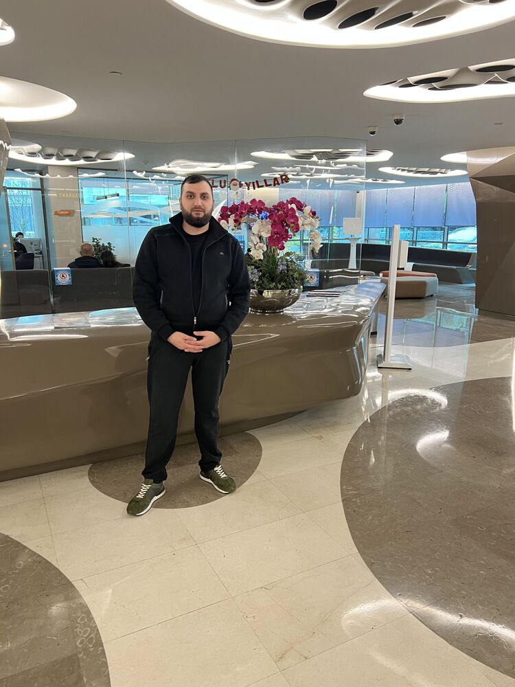  34822176  Emil azerbai, 32 ,    