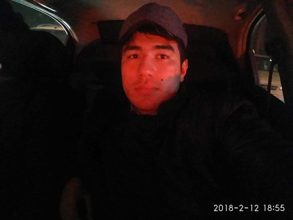  ,   Bobur, 32 ,   ,   , c 