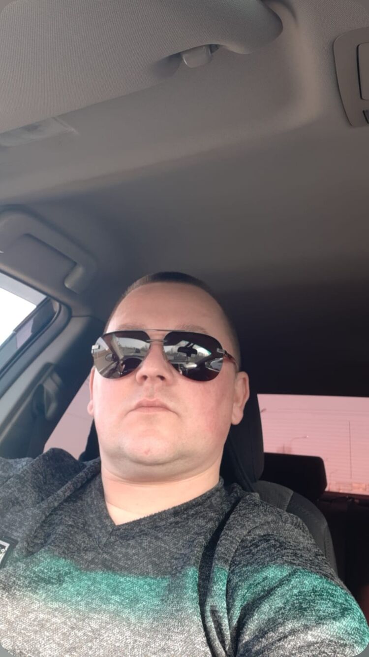  44306046  , 41 ,    
