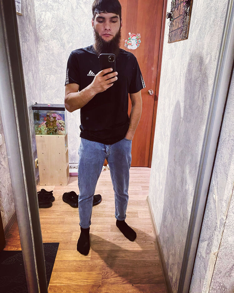  45131946  , 28 ,    