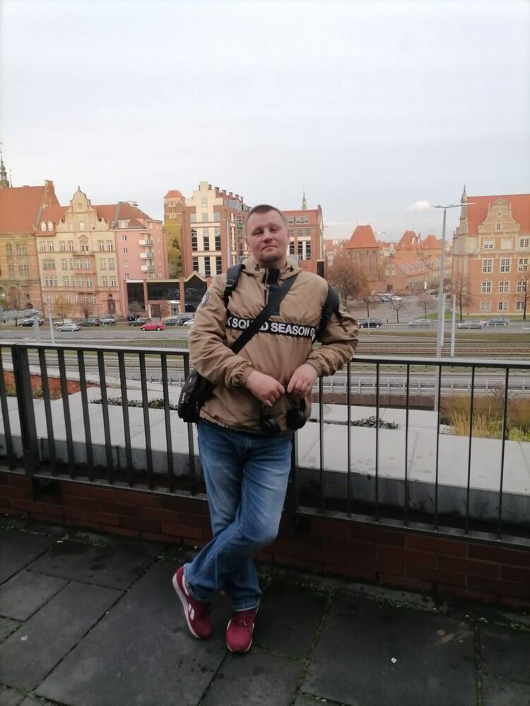 ,   Leanid, 43 ,   ,   , c , 