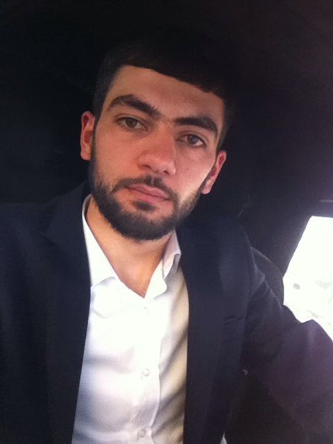  33098126  Rustam, 32 ,    