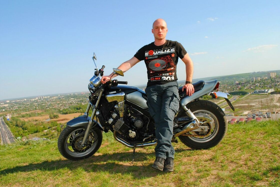  ,   Eoin, 36 ,   , 