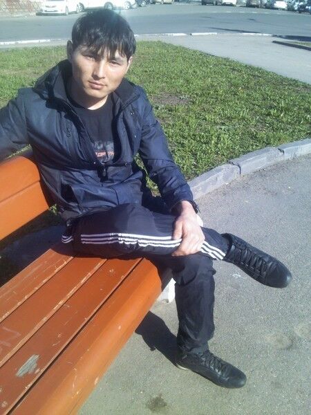  ,   Azat, 33 ,   