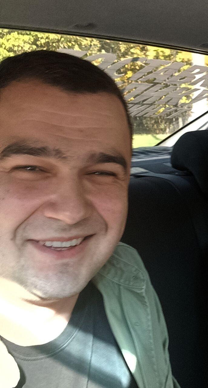 53677716  Artur, 31 ,    