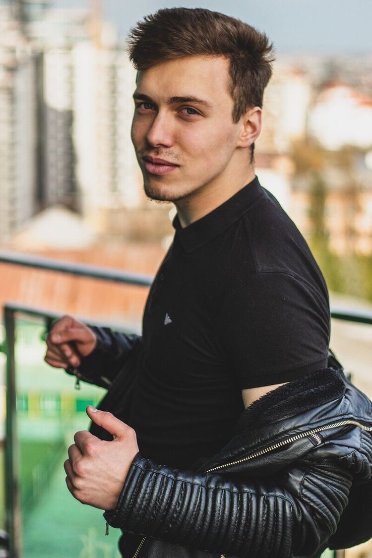 ���� 20892976 ����� Kyle, 24 ����, ���� ���������� � �������