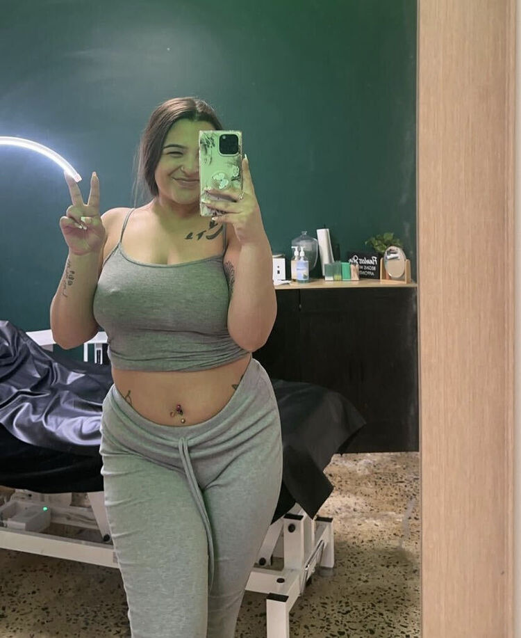  ,   Rose, 31 ,  