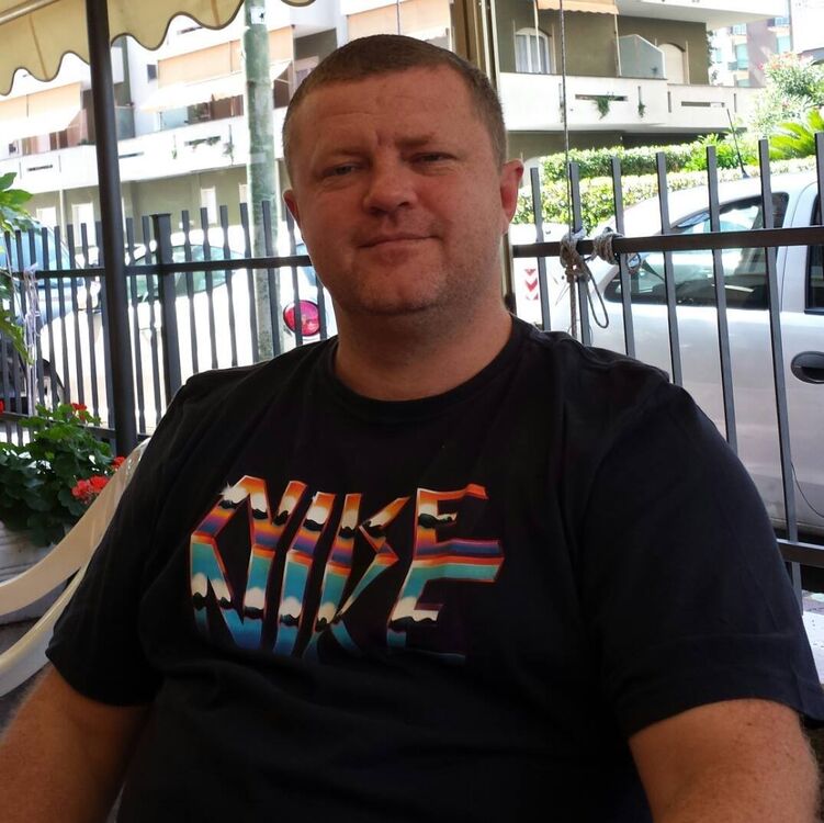  Roseau,   Gmog, 60 ,     , c 