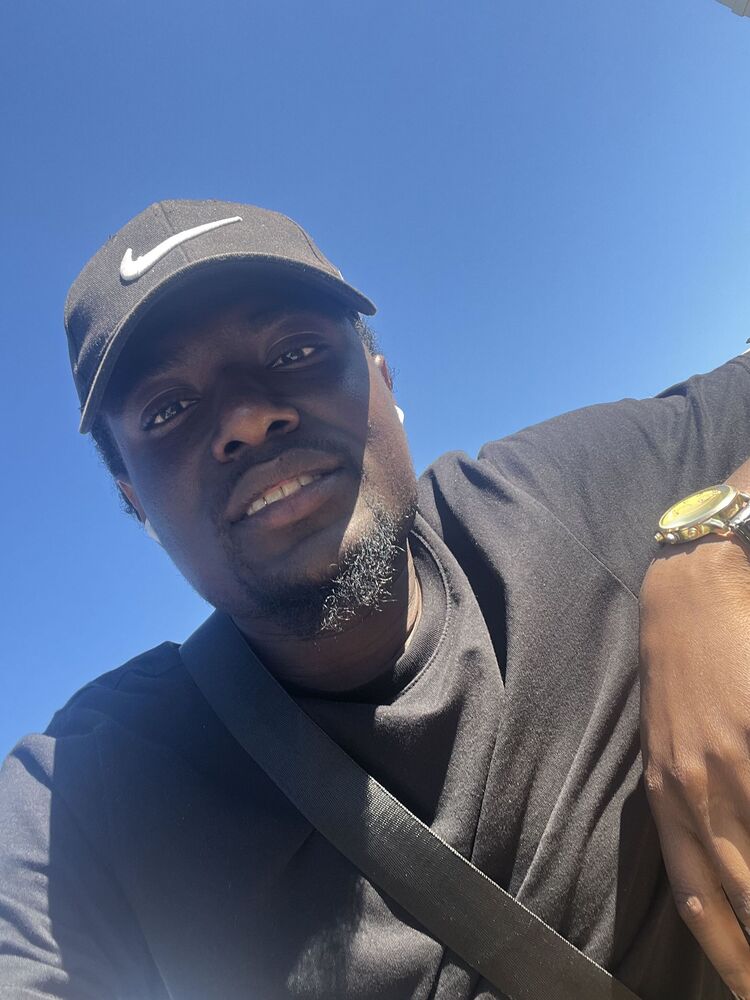  53771926  Lucas, 30 ,    -