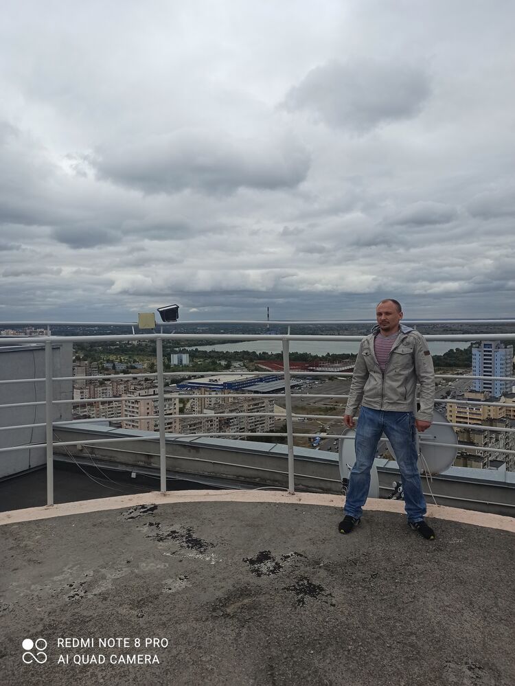  ,   Pavel, 38 ,   ,   , c 
