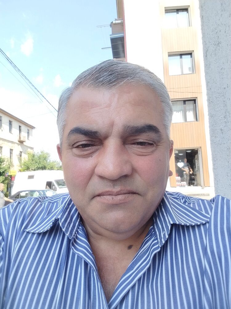  48403056  , 49 ,    