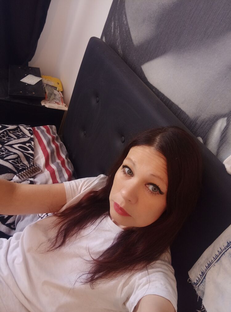  44874146  , 37 ,    -