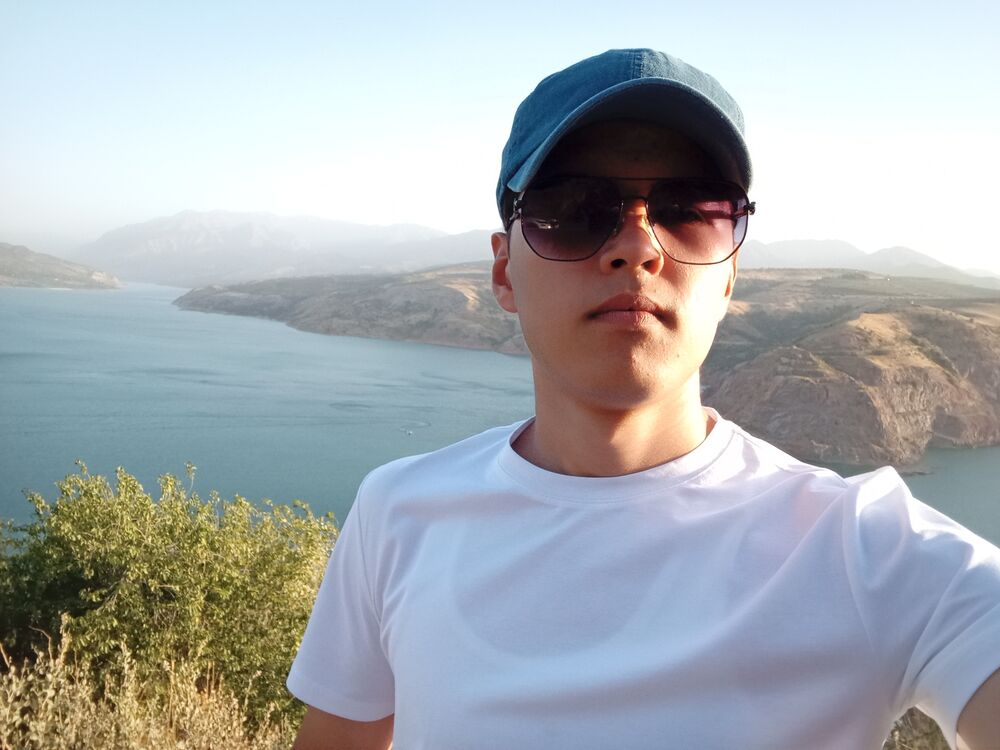  53836296  Hojiakbar, 21 ,    