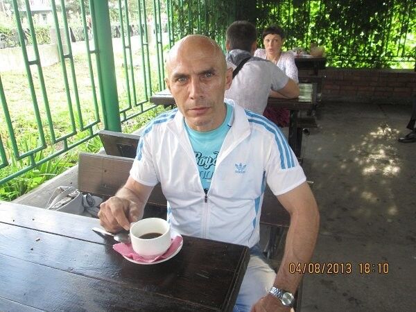  17932126  Serqei, 47 ,    