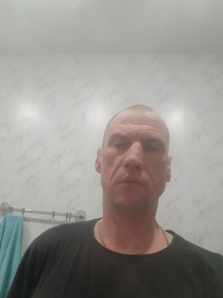  ,   Alex, 51 ,   ,   