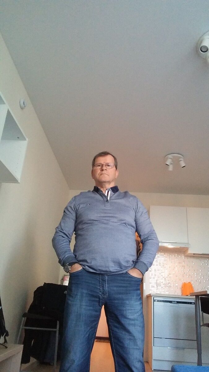  -,   , 62 ,   